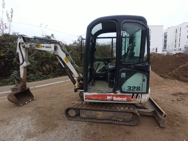 Bobcat X 328 Guter Zustand 3600 h