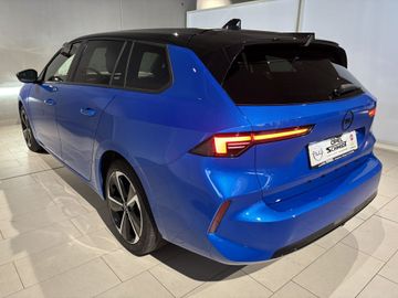 Fotografie 12 des Opel Astra Sports Tourer 1.2 Turbo Automatik GS