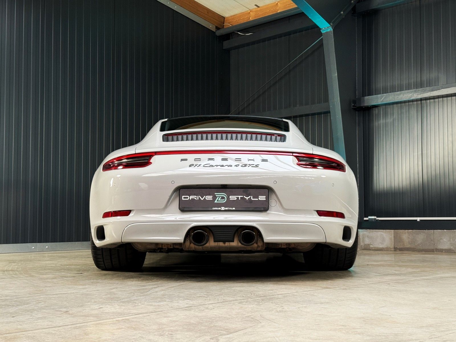 Fahrzeugabbildung Porsche 991 4 GTS + Lift + Vierradlenk + Appr. + Scheckh