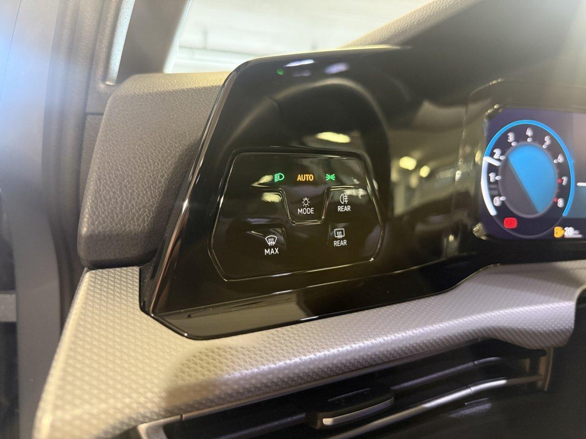 Volkswagen Golf VIII 1,0l TSI Move, миниатюра 21