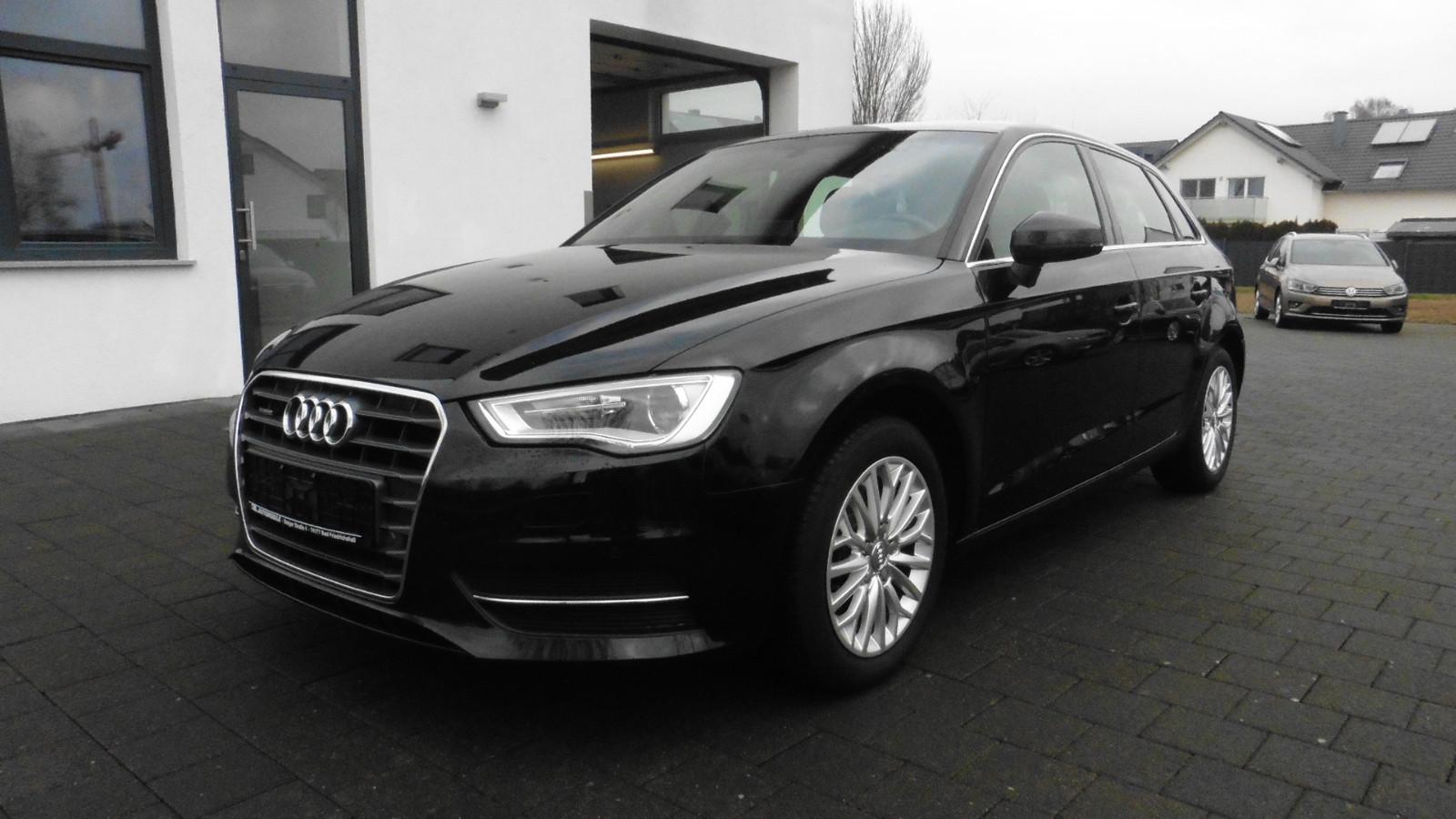 Audi A3 1,8TFSISportback ambiente quattro aus 1. Hand