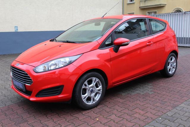 Ford Fiesta Trend ( KLIMA / SHZ / ALU / Tüv Neu )