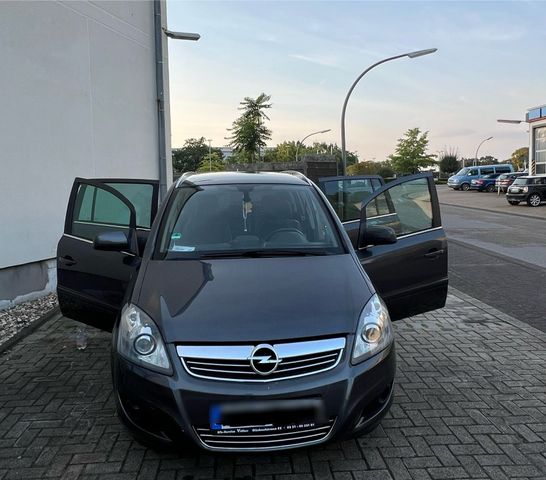 Opel Zafira 7 Sitzer Familien Auto