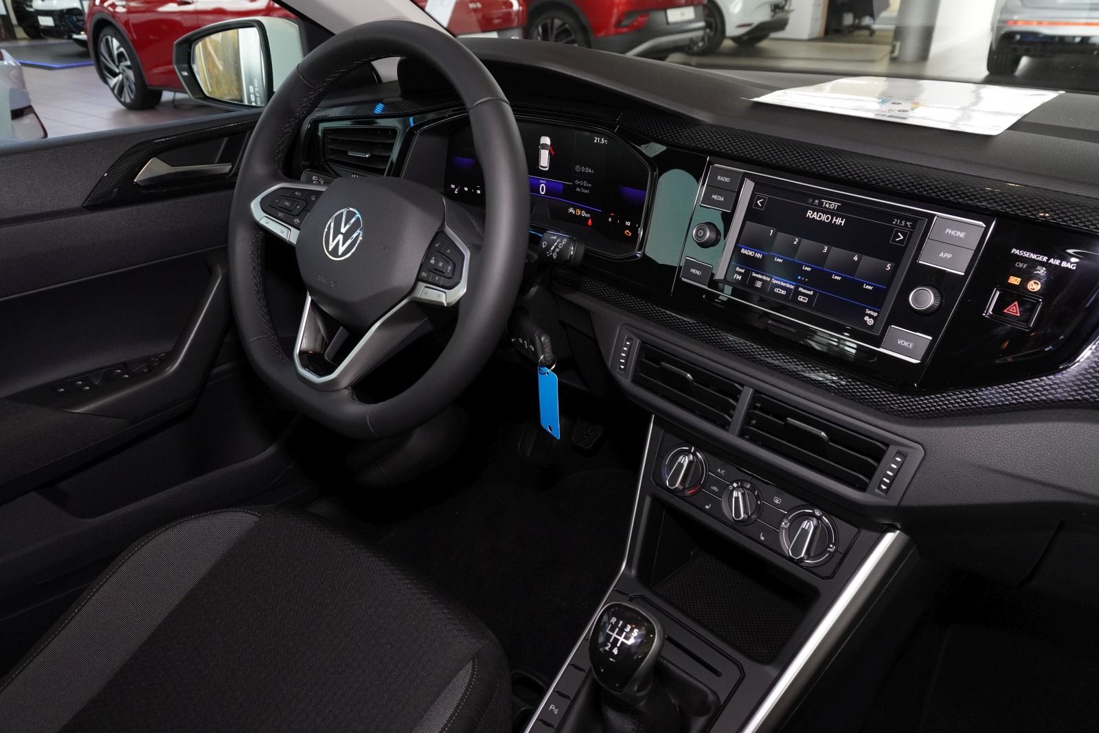 Fahrzeugabbildung Volkswagen Polo Life 1.0 l 80 PS 5-Gang