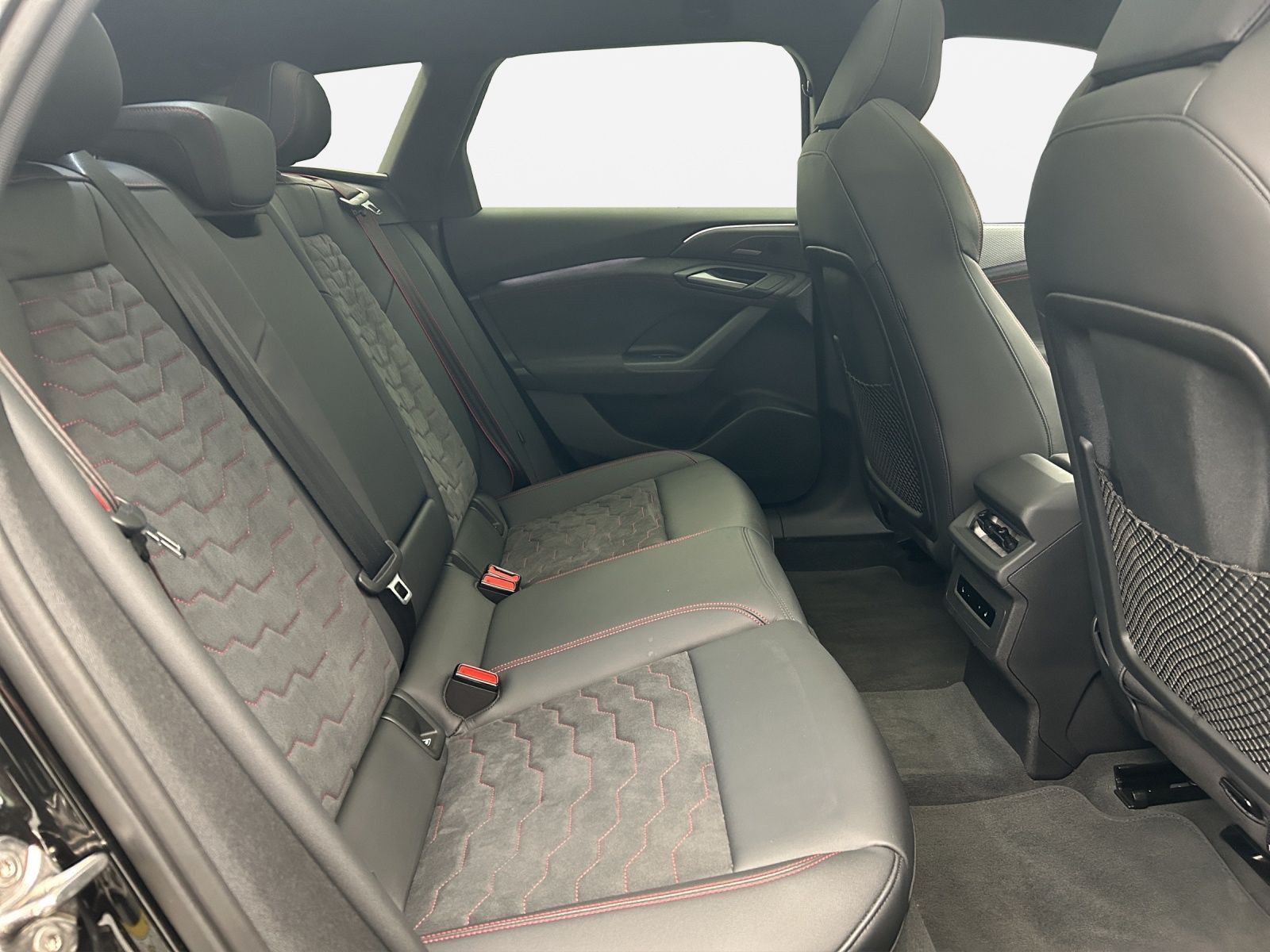 Audi A6 e-tron - Bild 17