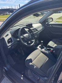 Audi Q3 - 11
