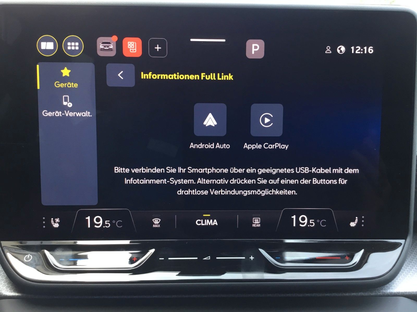 Fahrzeugabbildung SEAT Leon 1.5 eTSI Style DSG Sportstourer+LED+ACC+AHK