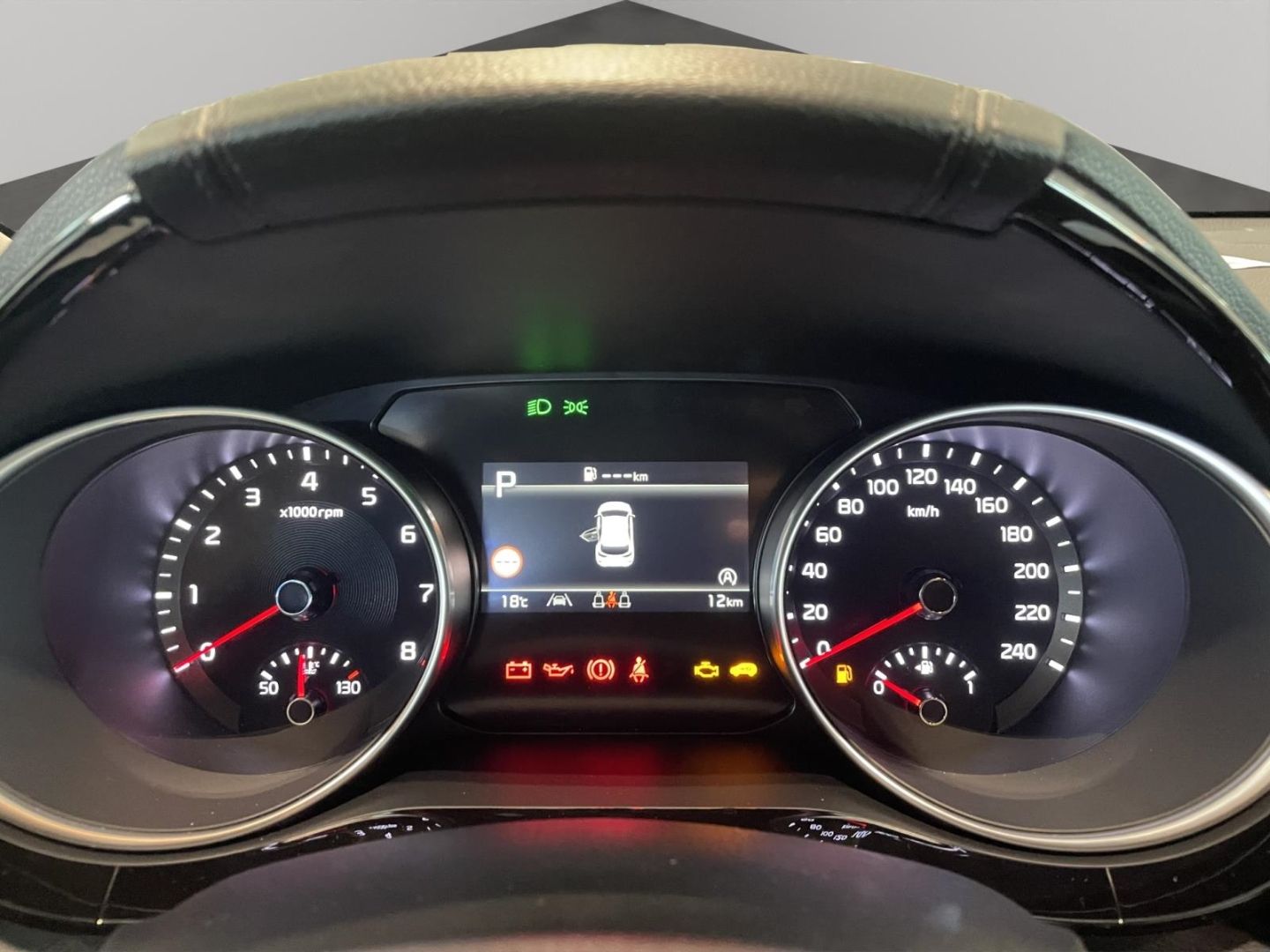 Fahrzeugabbildung Kia Ceed Ultimate SpurhalteASS Tempomat totWinkelASS