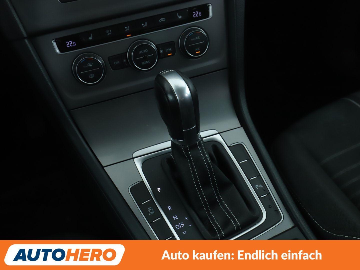 Volkswagen Golf VII 1.2 TSI Lounge Aut.*NAV*BI-XENON*TEMPO*