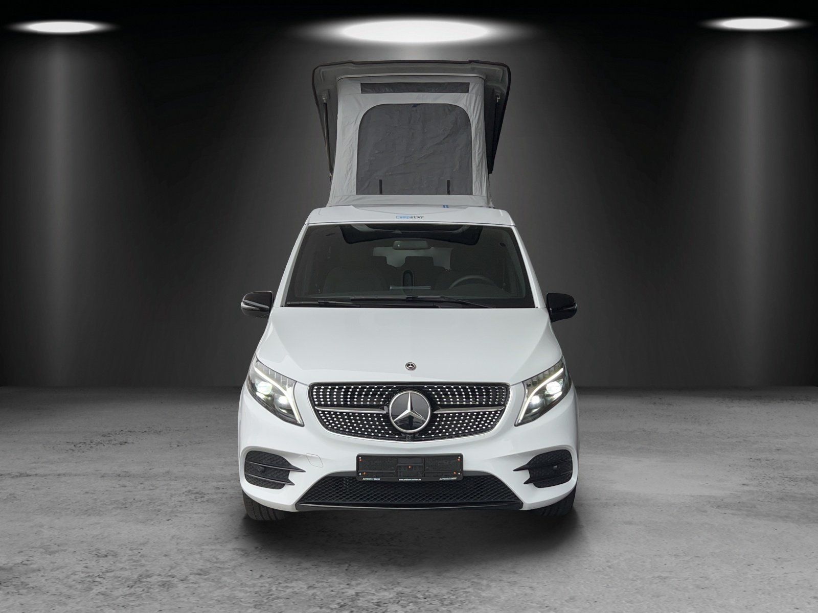 Fahrzeugabbildung Pössl V 300 d Pössl Campstar AMG ILS Schwenkküche