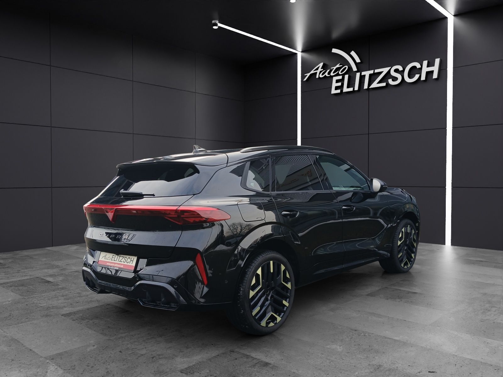 Fahrzeugabbildung CUPRA Terramar VZ e-Hybrid Tribe Matrix Sennh.AHK