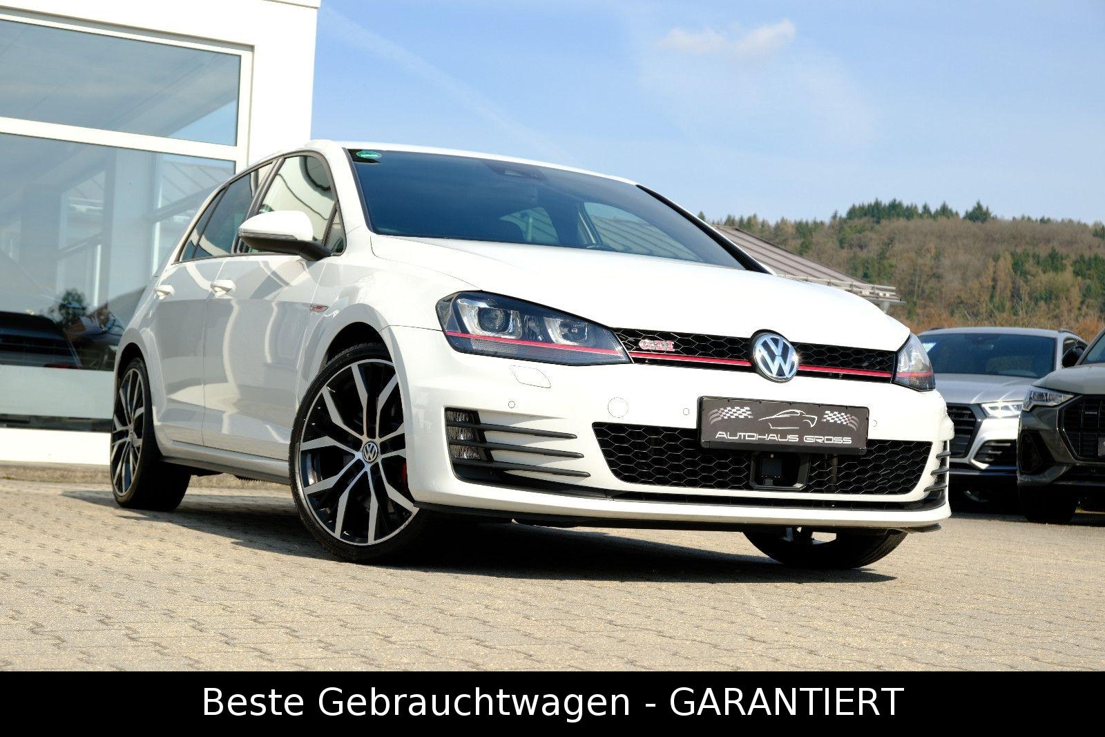 Volkswagen Golf 2.0 TSI GTI DSG Performance "LEDER"ACC"CAM"