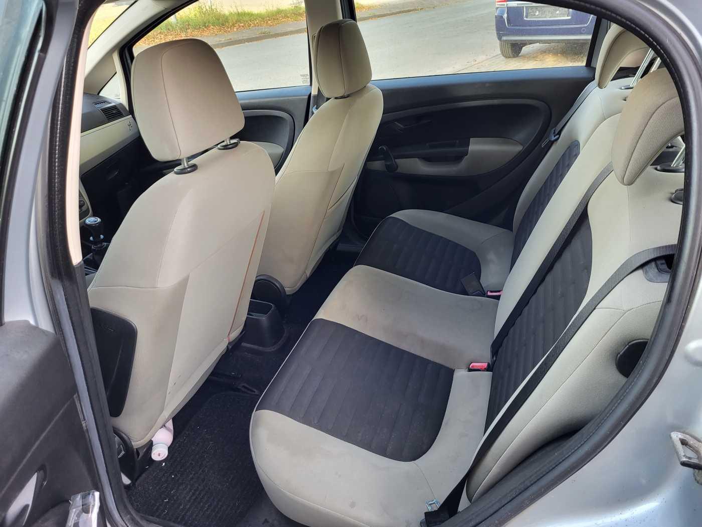 Fiat Grande Punto  5-Türer 1.4 8V Emotion