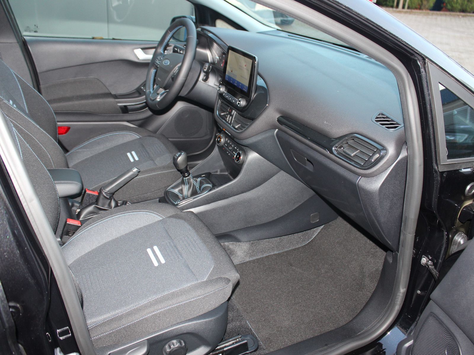 Fahrzeugabbildung Ford Fiesta Active 1,0 EcoBoost Hybrid