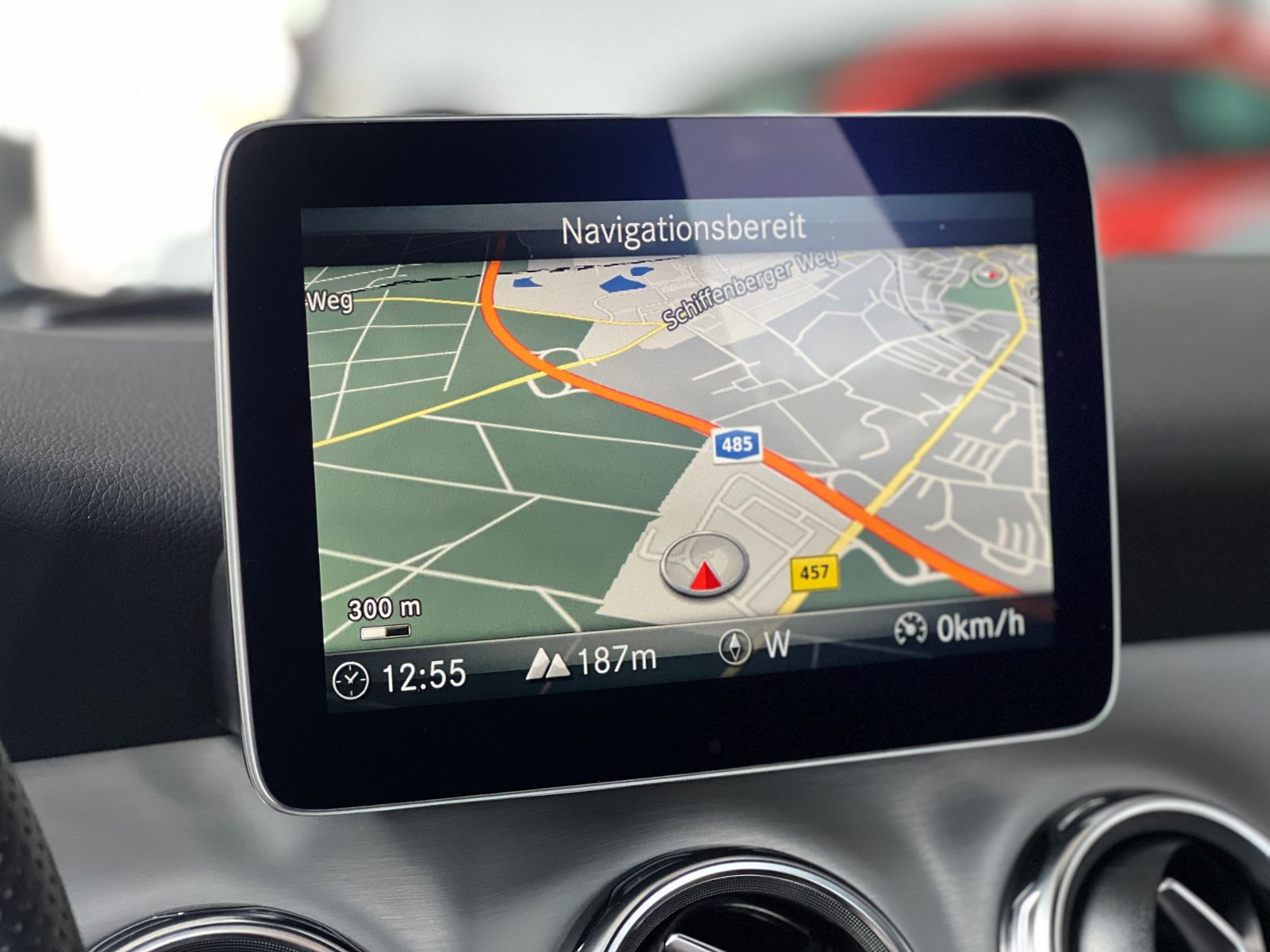 Fahrzeugabbildung Mercedes-Benz GLA 250 AMG Line STNDHZ 360° LED NAV SHZ 19"