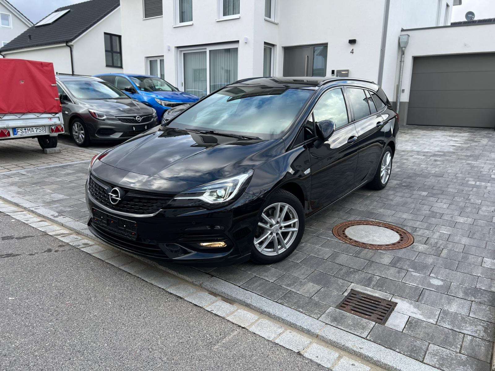 Opel Astra ST 1.5 Automatik ULTIMATE | MATRIX LED