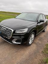 Audi Q2 30 TFSI Sport NAVI/LED/SHZ/PDC