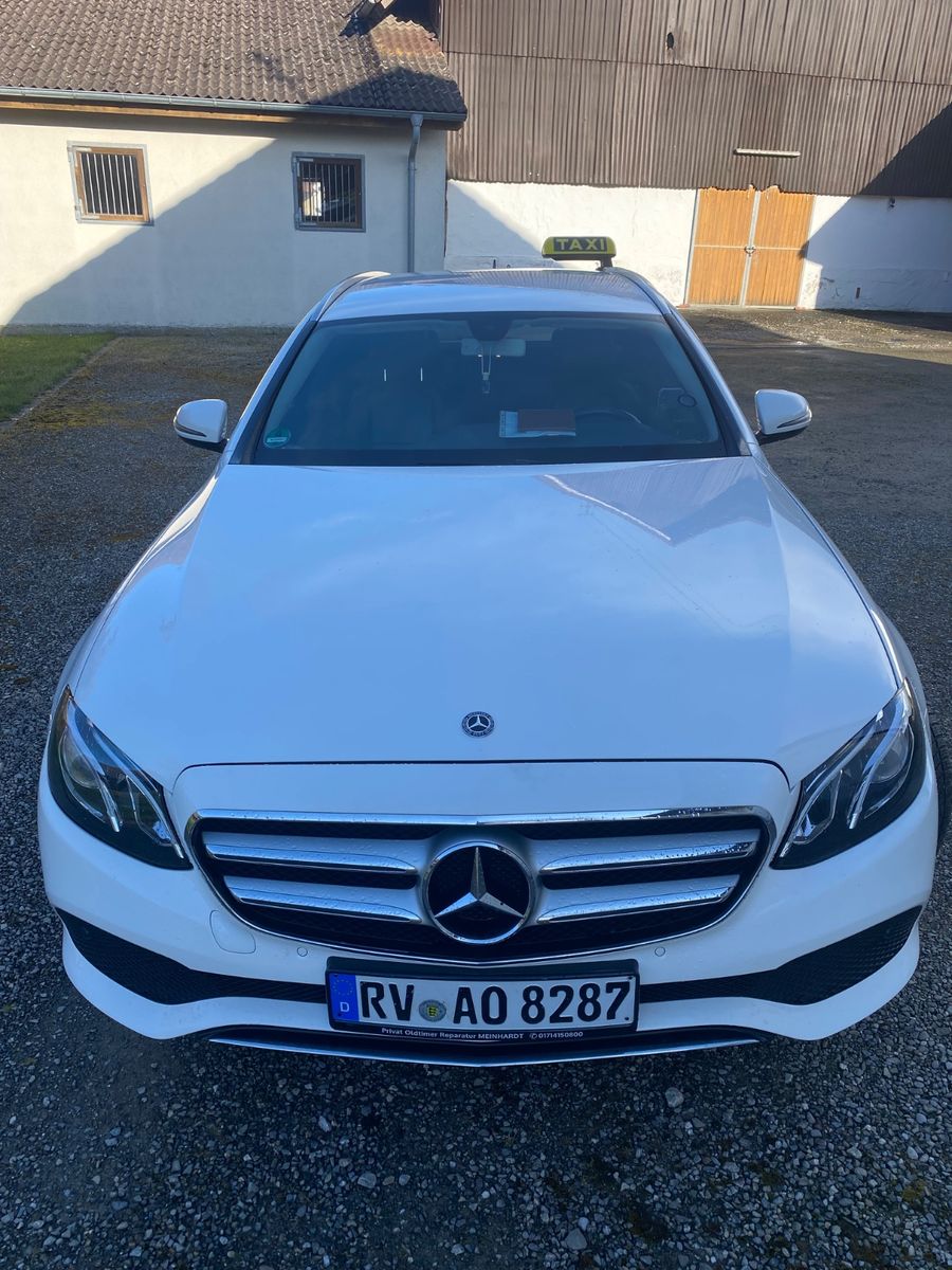 MERCEDES-BENZ 200