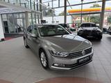 Volkswagen Passat Lim. Highline 2.0TDI DSG Virtual ACC LED - Volkswagen Passat: V