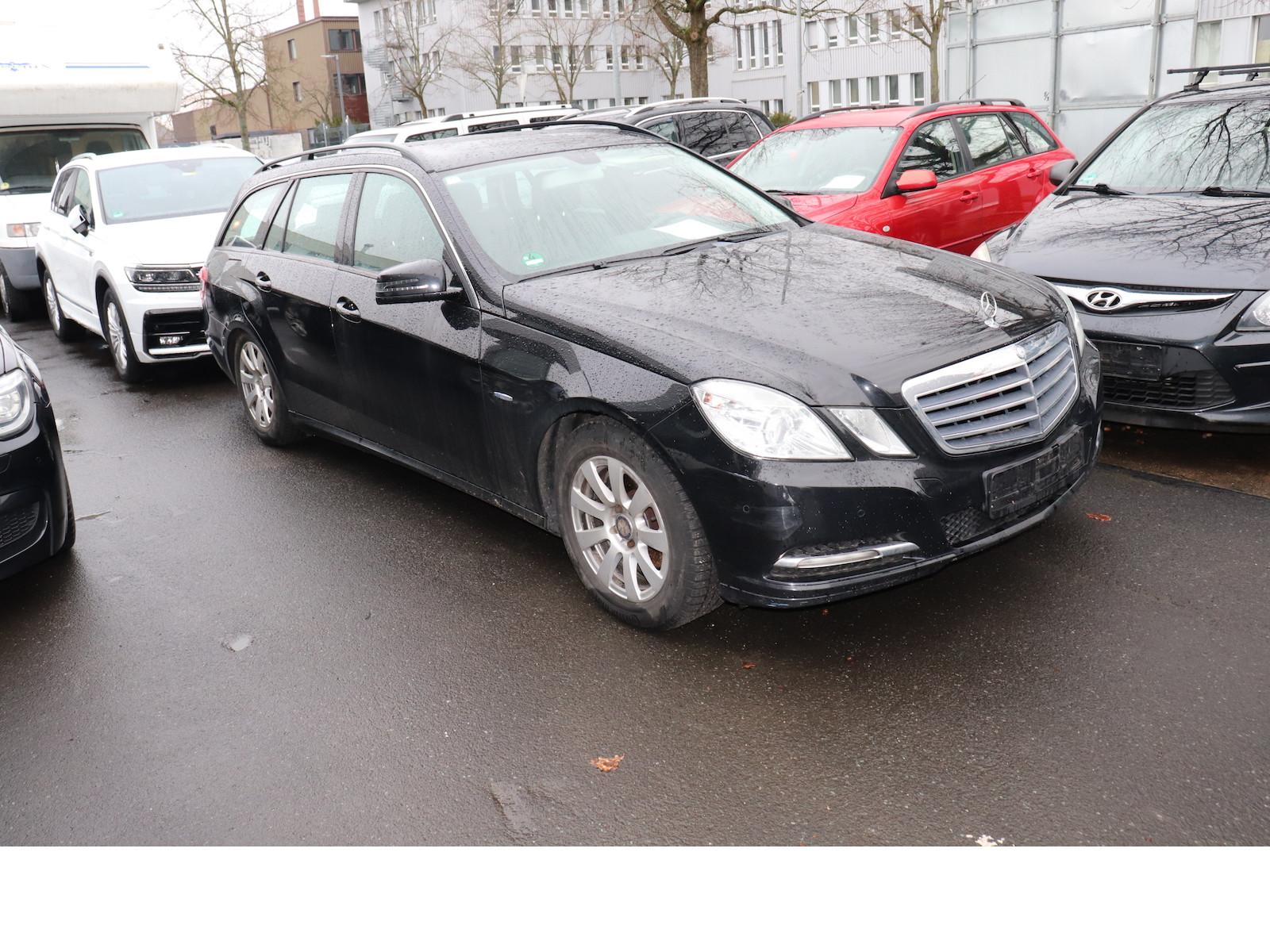 Mercedes-Benz E 220 CDI BE, HINTERACHSE NEU, Automatik