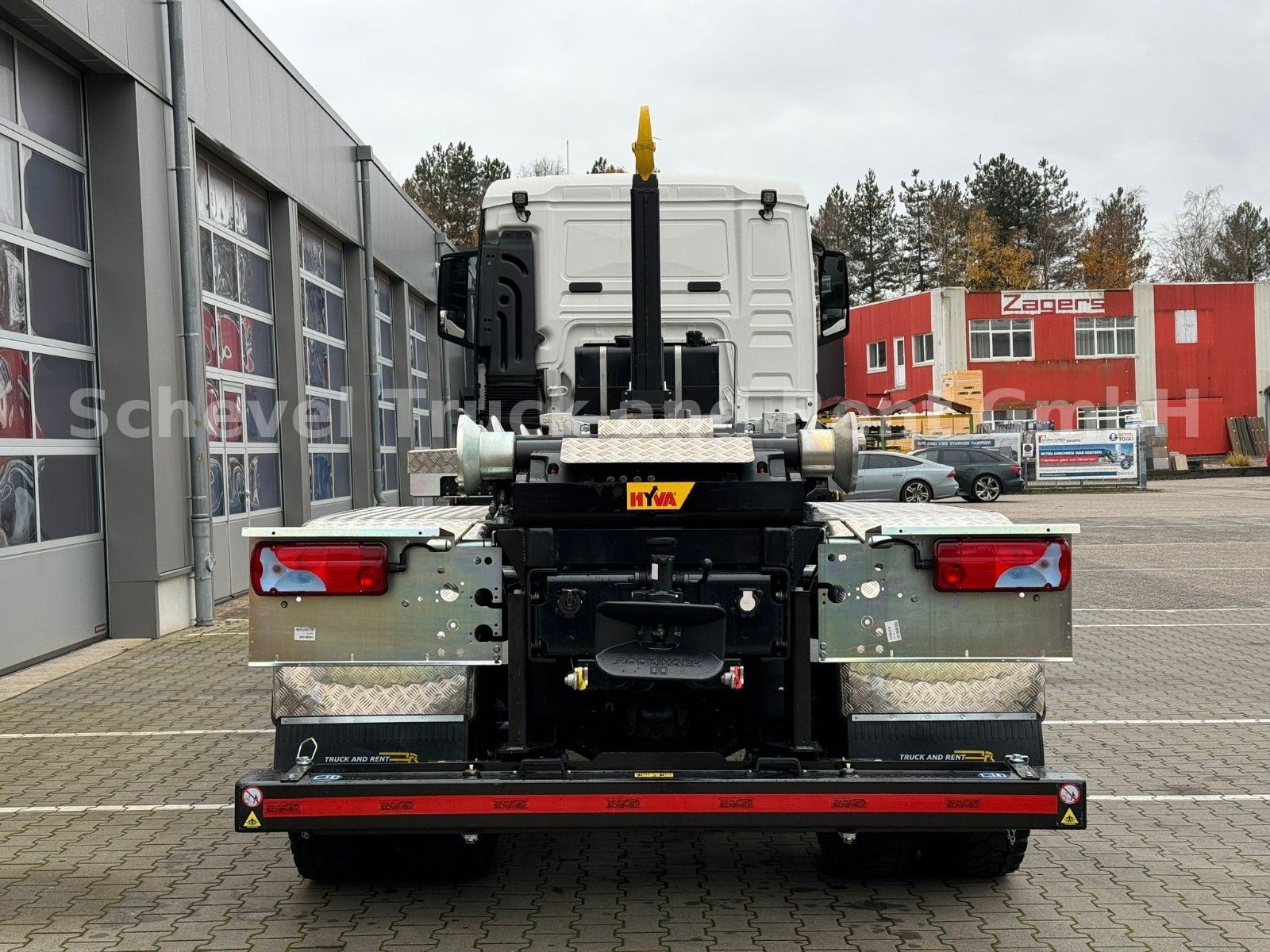 Fahrzeugabbildung MAN TGS 33.480 Abrollkipper HYVA  / 26-55s 6x6/60Ton