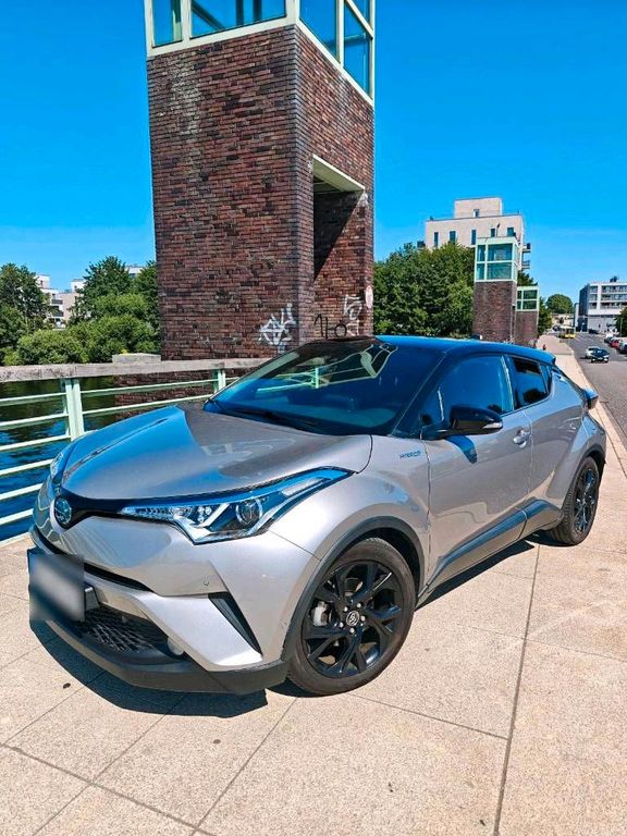 Image of Toyota C-HR