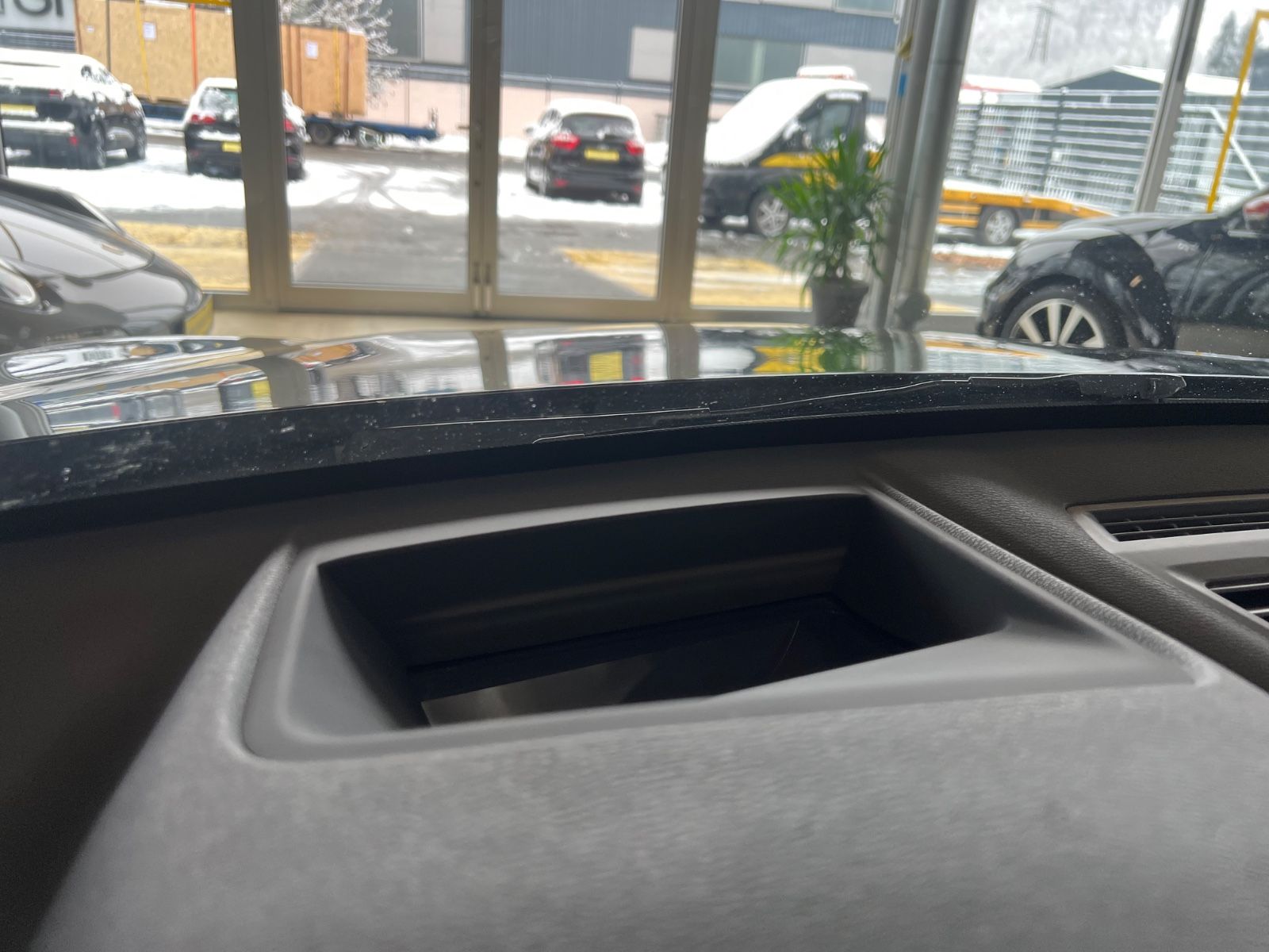 Fahrzeugabbildung BMW X1 xDrive 25 i M Sport *PANO*HEAD-UP*LED*MEMORY*