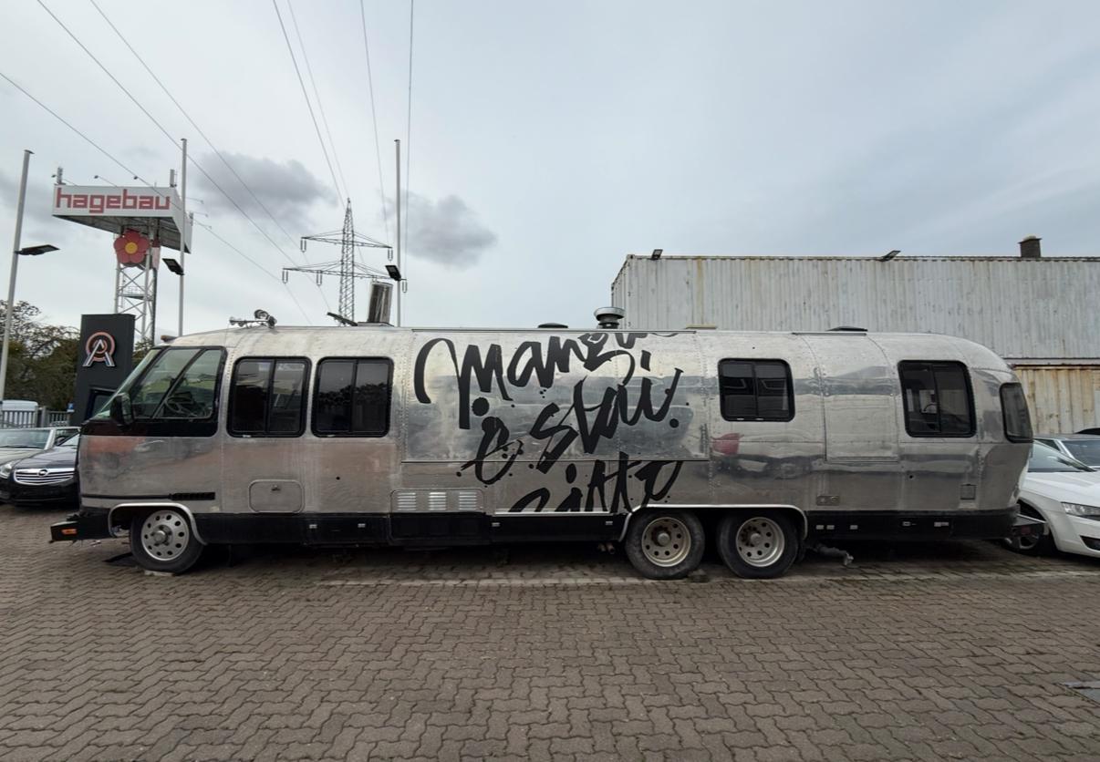 Chevrolet Motorhome Airstream 345 Food Event Pizza Truck