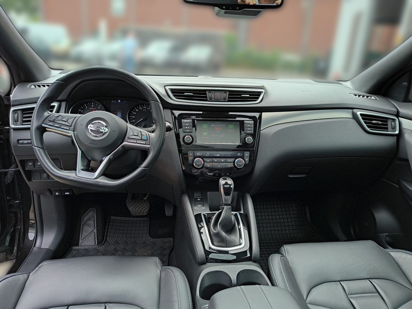 Fahrzeugabbildung Nissan Qashqai Tekna+ DCT 160 *Automatik*AHK*NAVI*PGD*A
