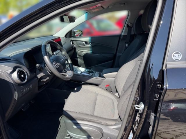 Fahrzeugabbildung Hyundai KONA Edition 30+ Elektro 2WD +KLIMA+NAVI+PDC+UVM