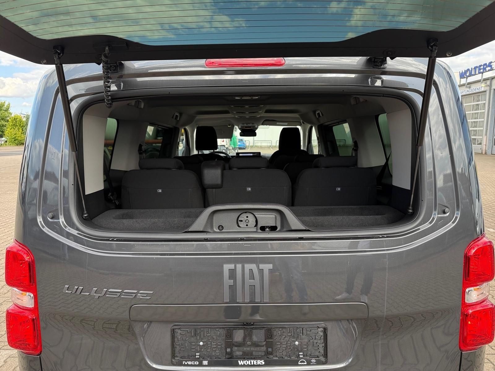 Fahrzeugabbildung Fiat Ulysse L3 Basis 180 AT8