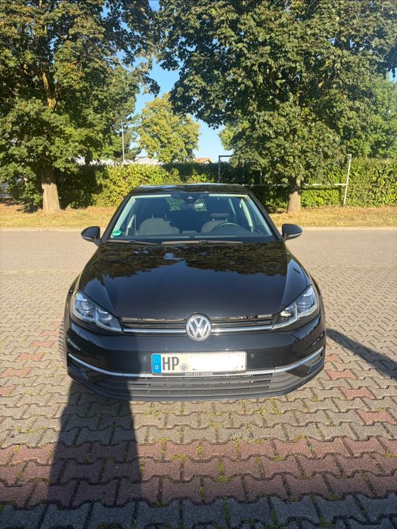 Image of Volkswagen Golf