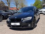 BMW 318i 3 Touring*SHZ*PDC*NAVI*BT*USB* - BMW 318 aus 2011: 318i