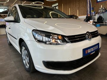 MYAUTOCENTER – Gebraucht- und Jahreswagen mit Werkstattservice in Pfaffenhofen Volkswagen Touran *7-SITZER*TÜV 827*2-ZONEN*PDC*DACHRELING