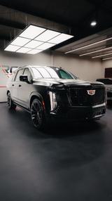 Cadillac Escalade 4WD Sport Platinum