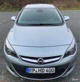 Opel Astra J Limousine ENERGY 1.6 - Opel Astra: Energy