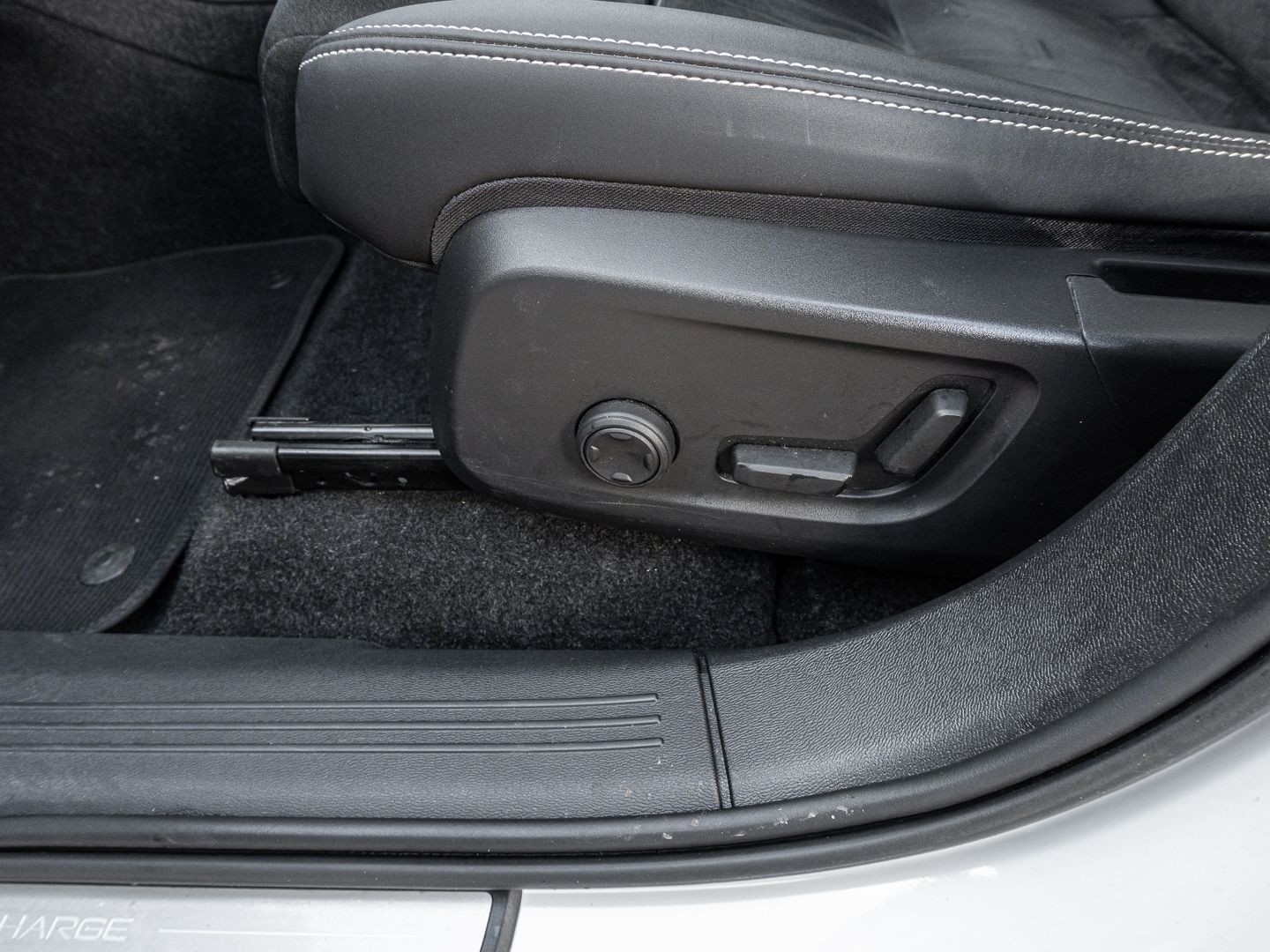 Volvo XC40 Ultimate Recharge Pure Electric AWD Twin St foto 13