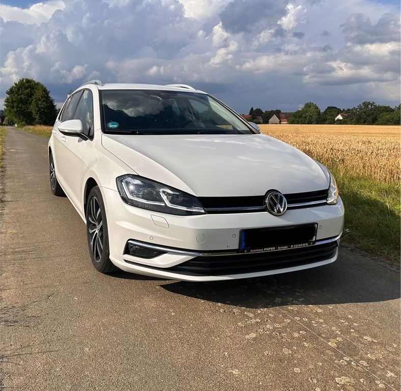 Image of Volkswagen Golf