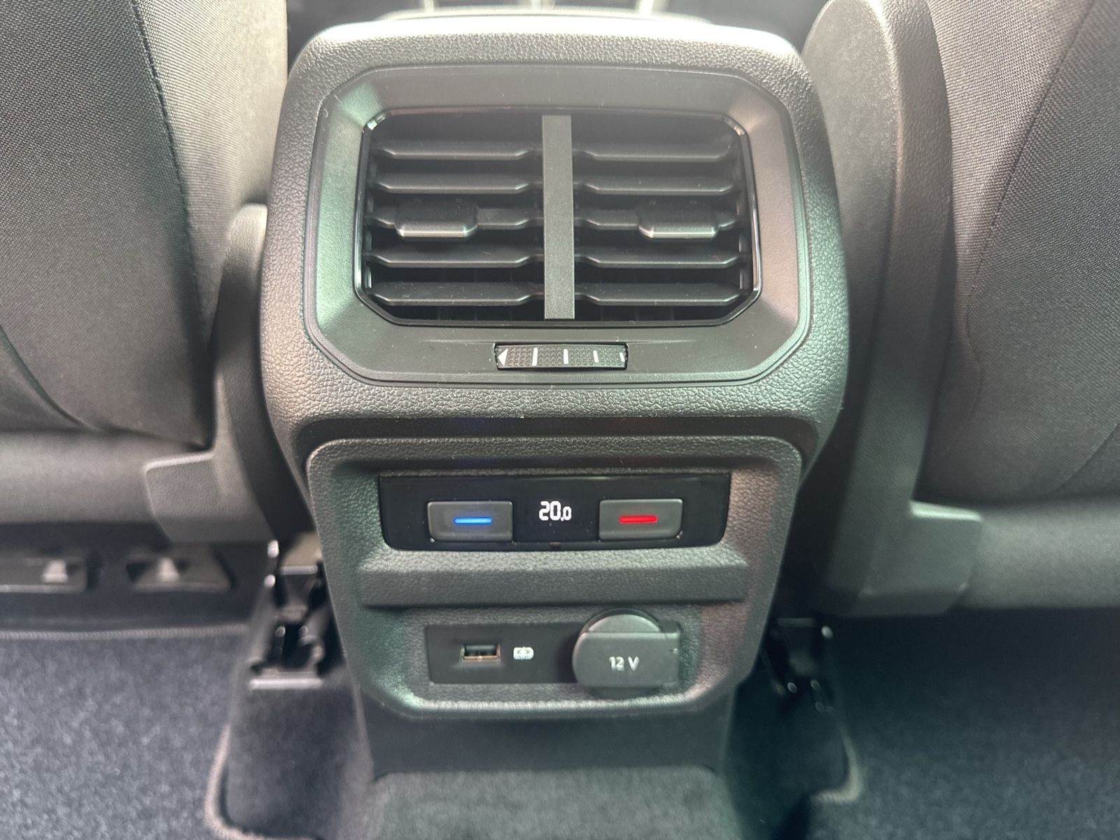 Tiguan 1.4 TSI Sound, Activ Info, Winterpaket, 1