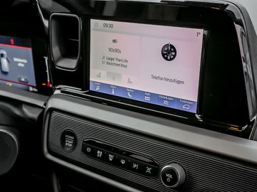 Ford Tourneo Courier 1.0 Titanium Assistenz-Paket