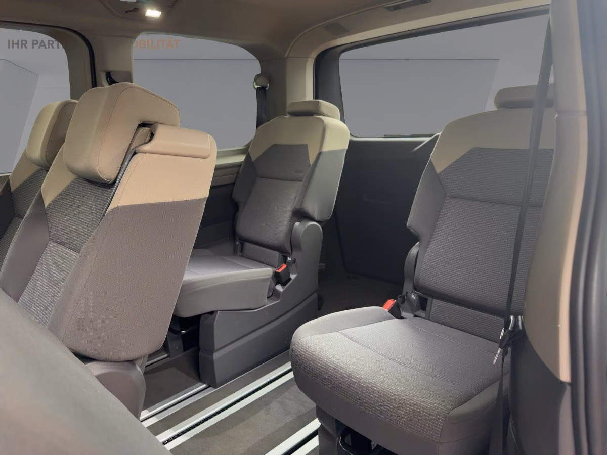 Volkswagen Multivan 7SITZER+MATRIX+APP+AHK+VIRT+LED+NAVI+PD