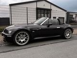 BMW Z3 M M Roadster, Deutsch - BMW Z3 M aus 1998: Roadster