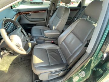 Fahrzeugabbildung Audi A4 Avant 1.8 T quattro*Pdc*Leder*Tempomat*