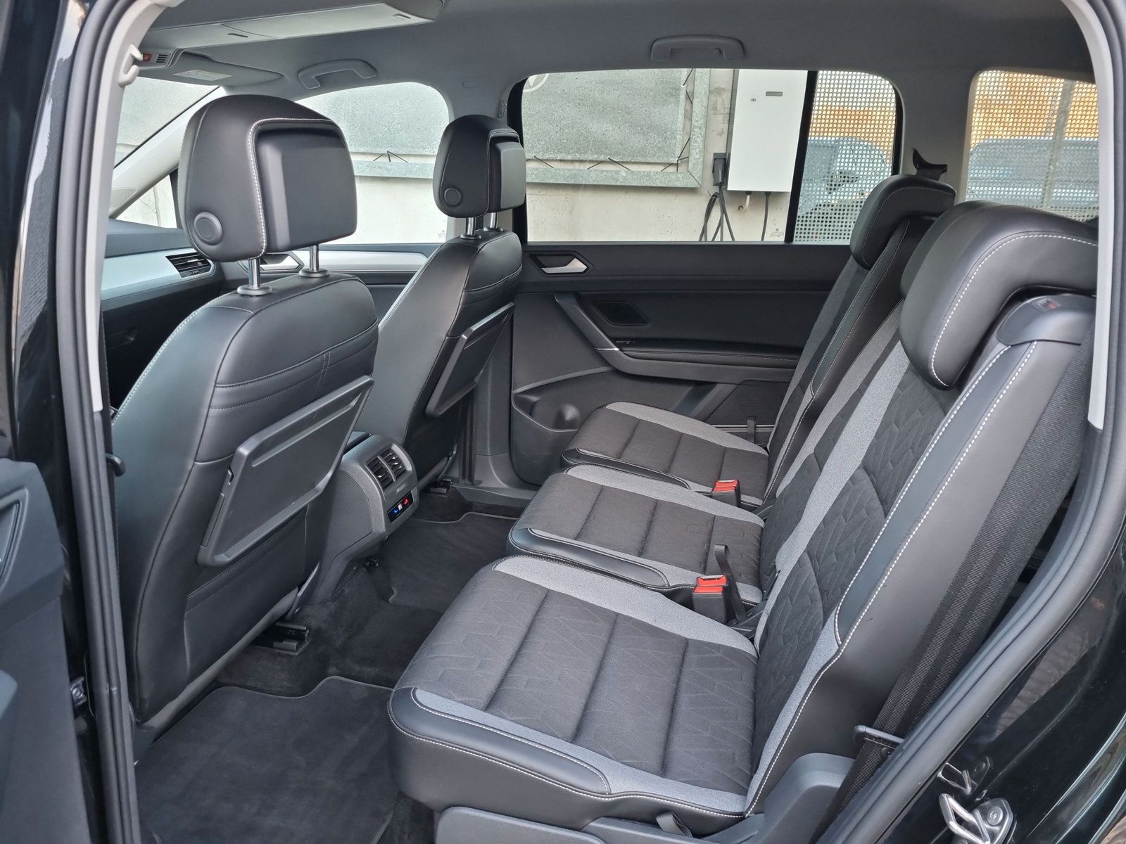 Volkswagen Touran - Bild 15