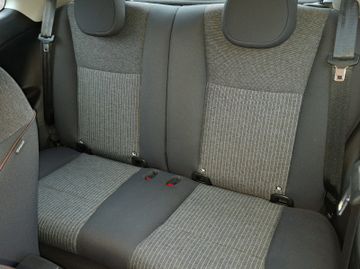 Fiat 500 e Icon KeyLess+Navi+SHZ+LM+PDC+SoundSys+AUT