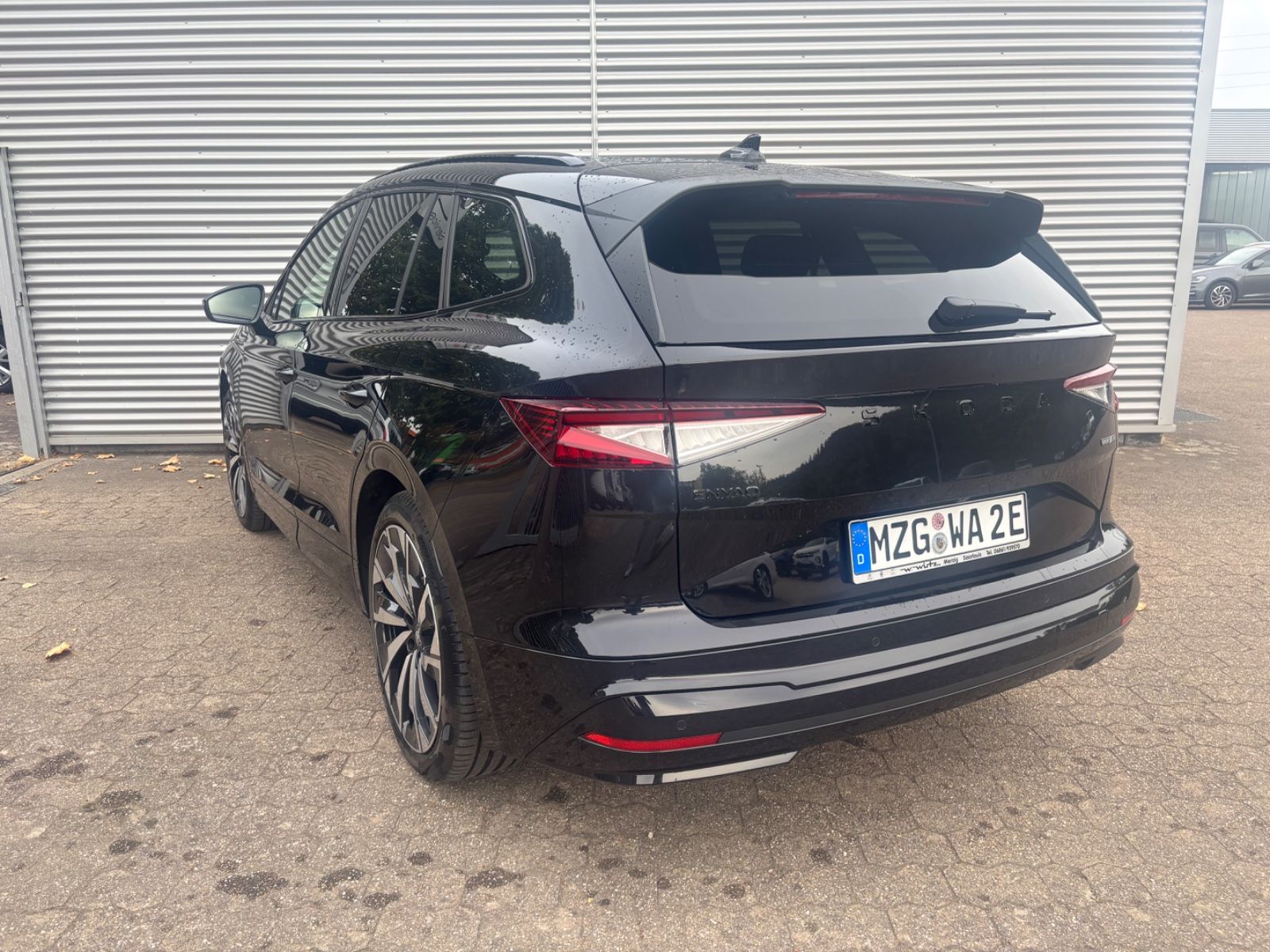 Fahrzeugabbildung SKODA Enyaq 85 Sportline Kam Navi