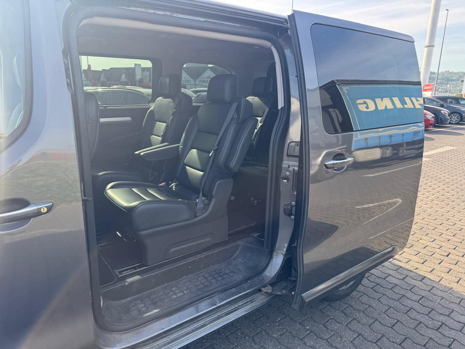 Fahrzeugabbildung Peugeot TravellerBusiness/ 1.HAND/SCHECKHEFT/ZAHNRIEMEN