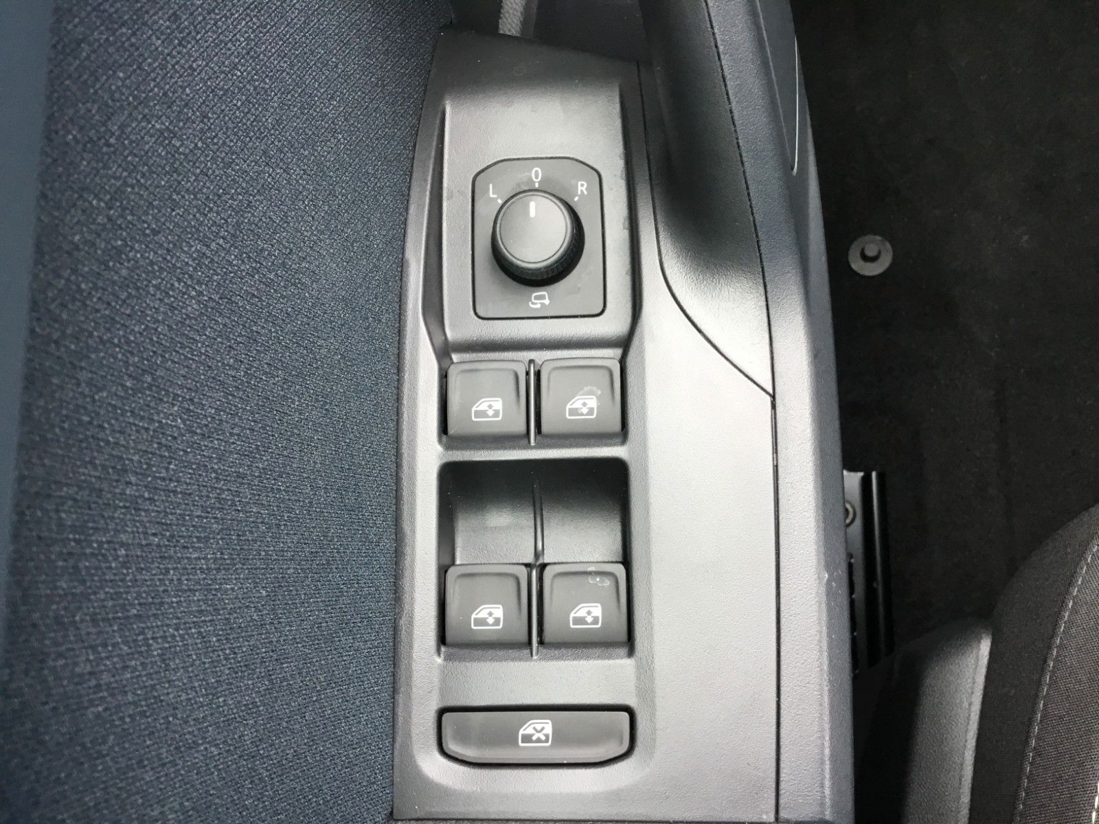 Fahrzeugabbildung SEAT Arona 1.0 TSI Style DSG+AHK+ACC+Navi+Kamera