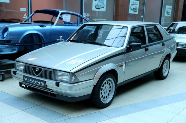 Alfa Romeo Alfa 75 1.8 Turbo