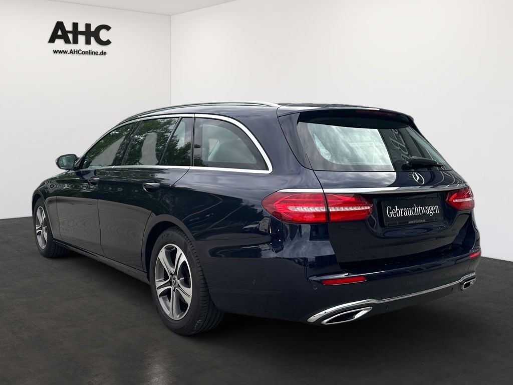 Fahrzeugabbildung Mercedes-Benz E 200 T Avantg. AHK Totwi. LED SHZ KAM Ambie.